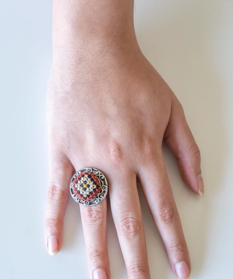 Embroidered Ring: Tan and Red