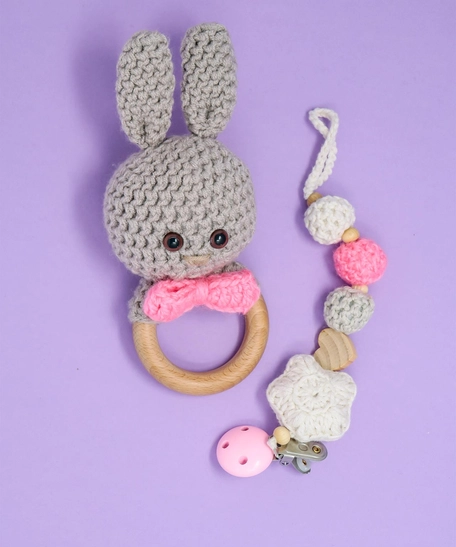 Bunny-Themed Baby Gift Set: Pink