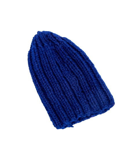 Blue Wool Cap: Warmth and Style for the Winter Season