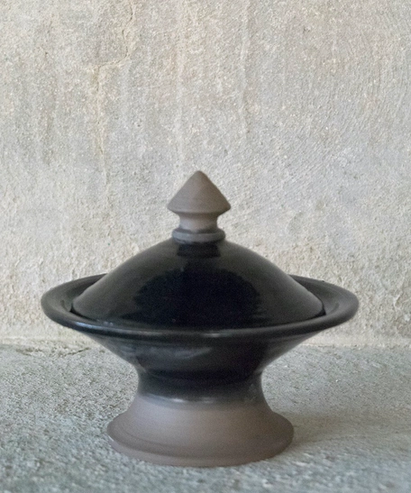 Ceramic Set with Unique Lid (Black)