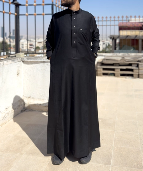 ثوب تطريز اسود