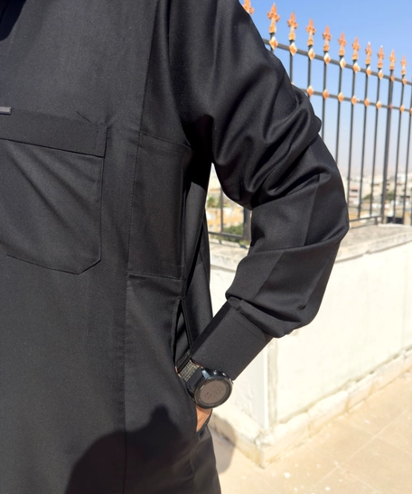 ثوب تطريز اسود