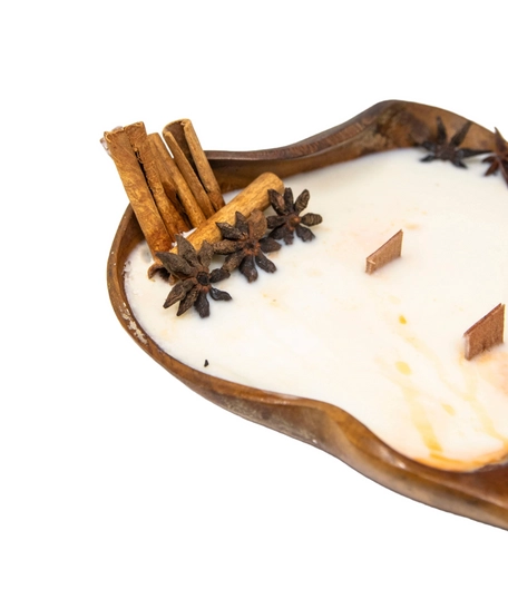 Large-Sized Candle Decorated with Natural Cloves and Cinnamon
