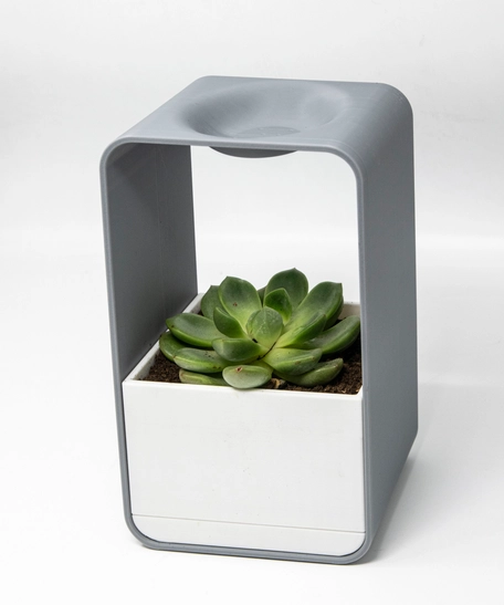Modern Elegant Plant Stand - Luxurious Home Decor