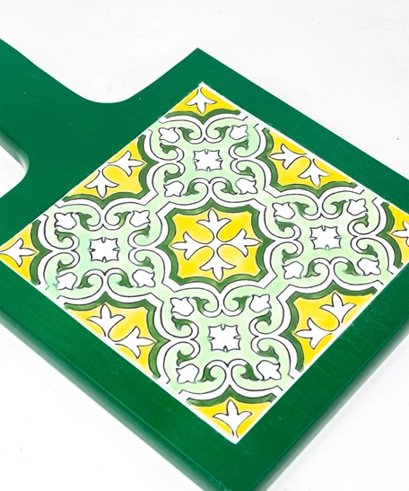 Green Serving Trivet: Yellow and Mint