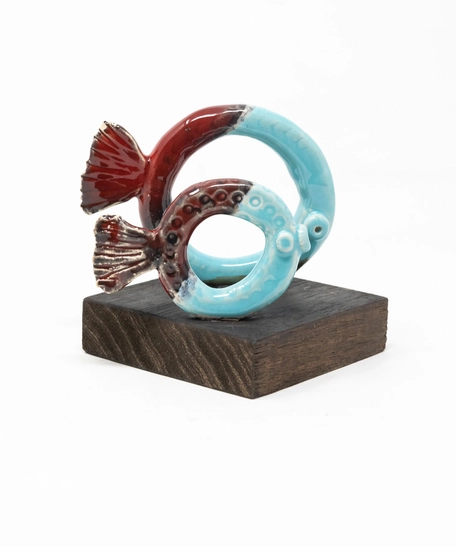 Circular Petra Fish Statuette: Double
