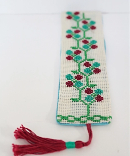 Embroidered Bookmark in Floral Green