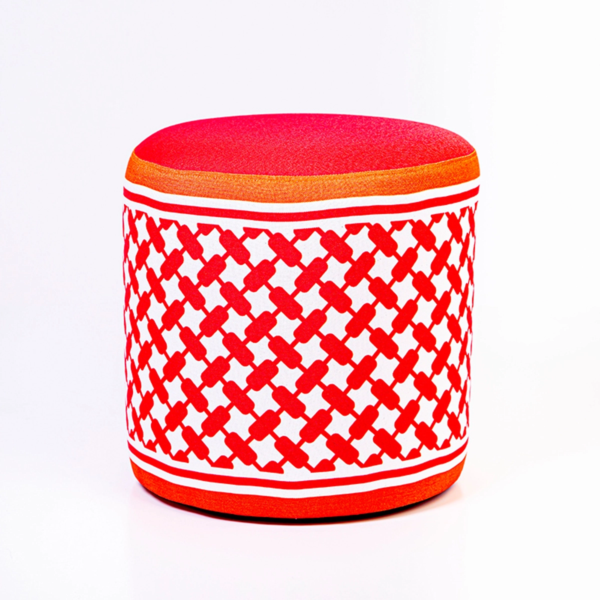Traditional Living Room Furniture Small Ottoman Pouf Decorated With traditional-living-room-furniture-small-ottoman-pouf-decorated-with